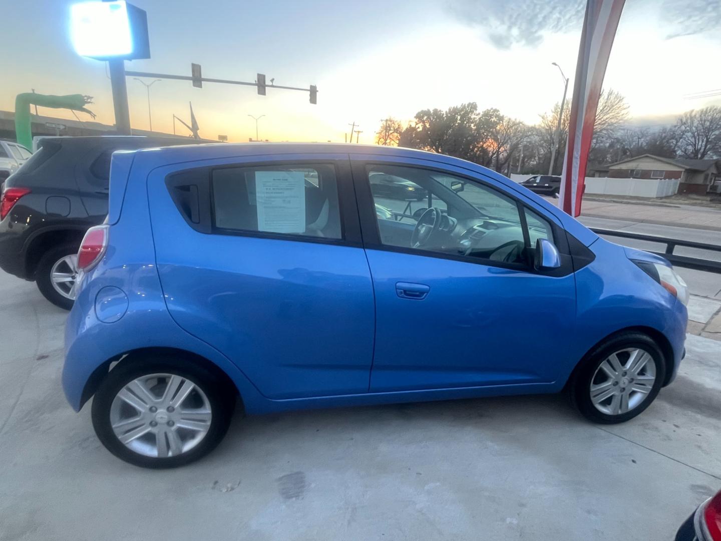 2014 BLUE CHEVROLET SPARK LS LS Auto (KL8CB6S98EC) with an 1.2L L4 16V DOHC engine, Continuously Variable Transmission transmission, located at 8101 E. Skelly Dr., Tulsa, OK, 74129, (918) 592-3593, 36.121891, -95.888802 - Photo#2